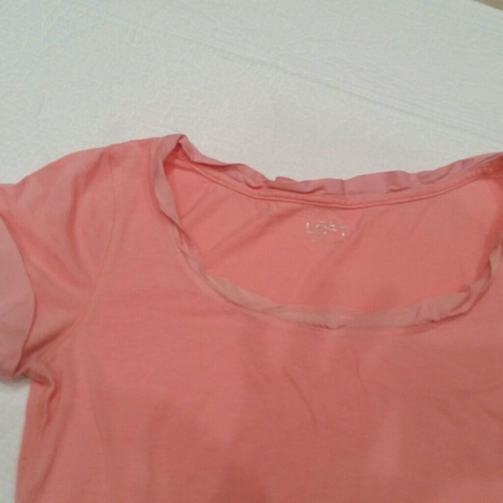 $5 Sale! LOFT coral short sleeve top